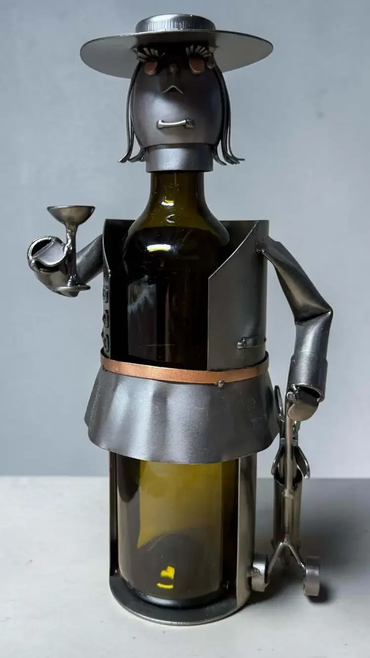 Metal Golfer Sculpture Wine Bottle Holder